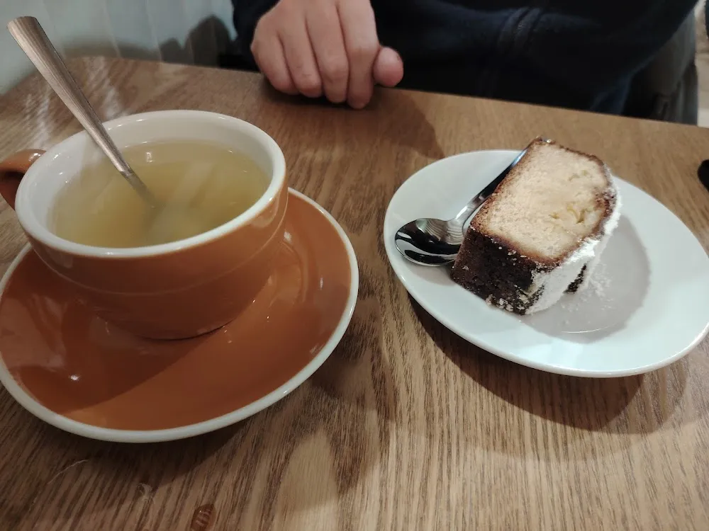 Thé Au Yuzu Et Gâteau Au Yuzu